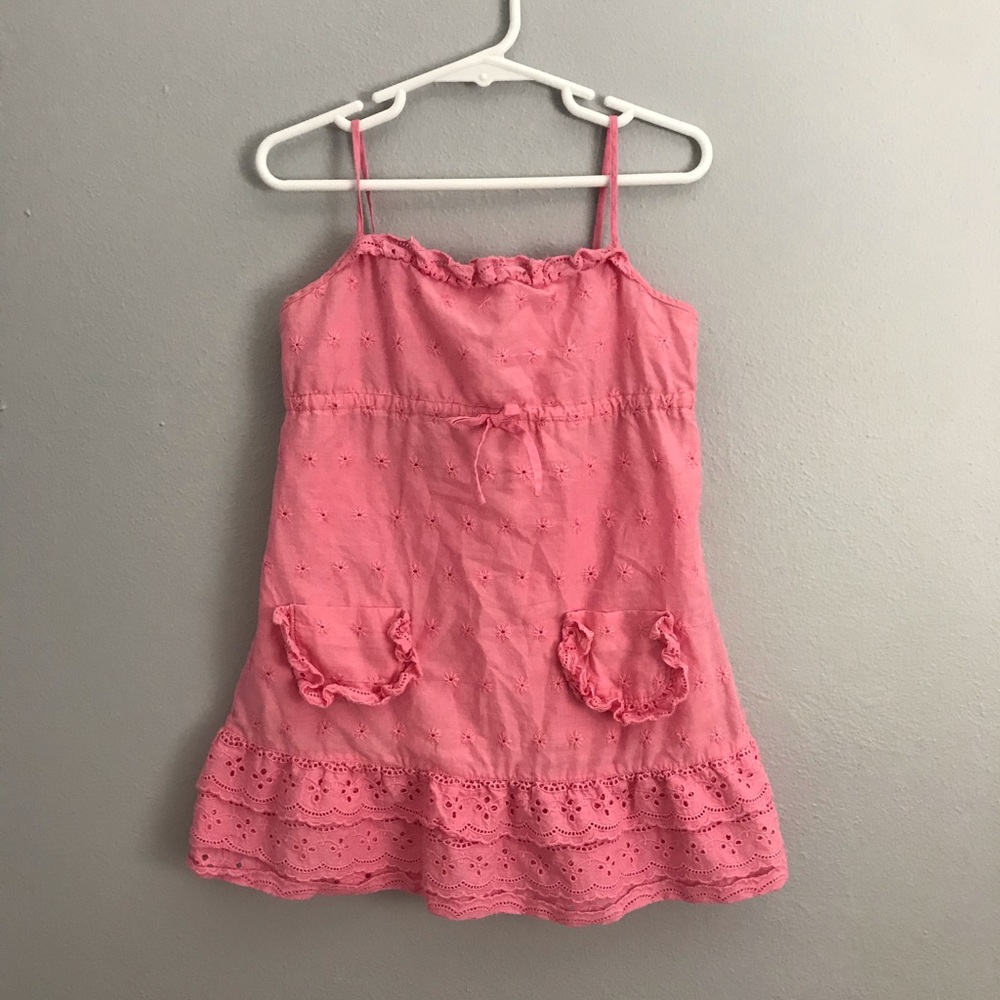 Size: 4 little girls pink dress